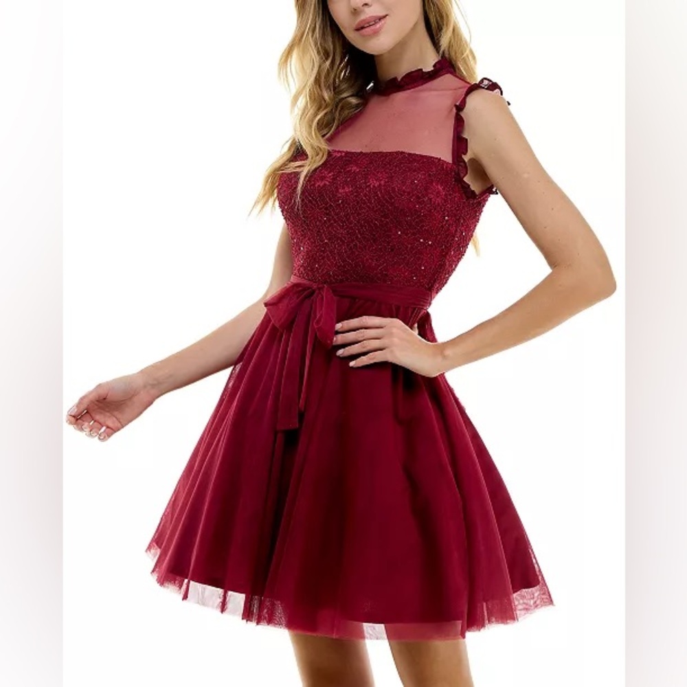 City Studios Juniors' Illusion Fit & Flare Dress Size 3/4 New - Picture 2 of 10